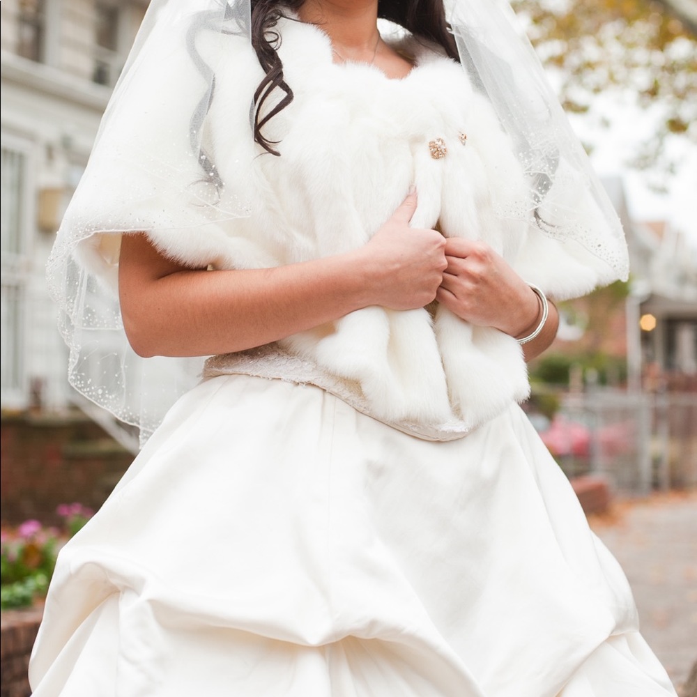 Wedding Dress Shrug White Faux Fur